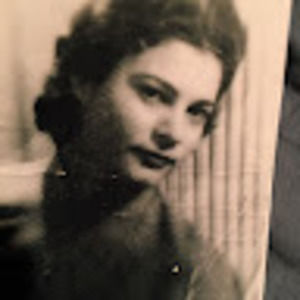 Meet your Posher, Najat